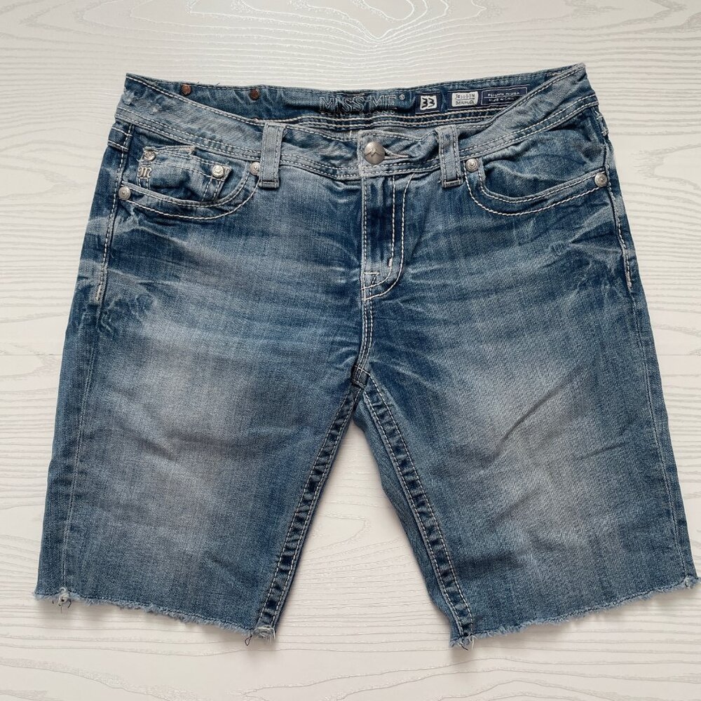 Miss Me Bling Bermuda Jean Shorts Size 33 Denim Cut Off Rhinestone Crystal Gem - Picture 2 of 10